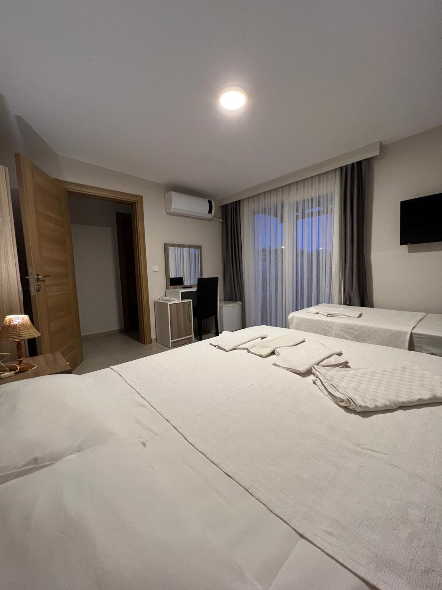 Bayram Hotel เซสเม ภายนอก รูปภาพ